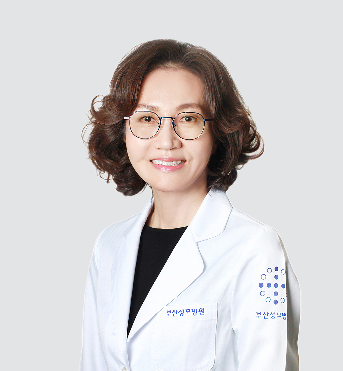 송근아 의료진 사진